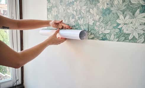 Wallpaper Fixing in Dubai